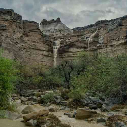 نظام فریاد بنشین رفیقوم که درد دل بگویوم ببین چه کرده فلک با حال